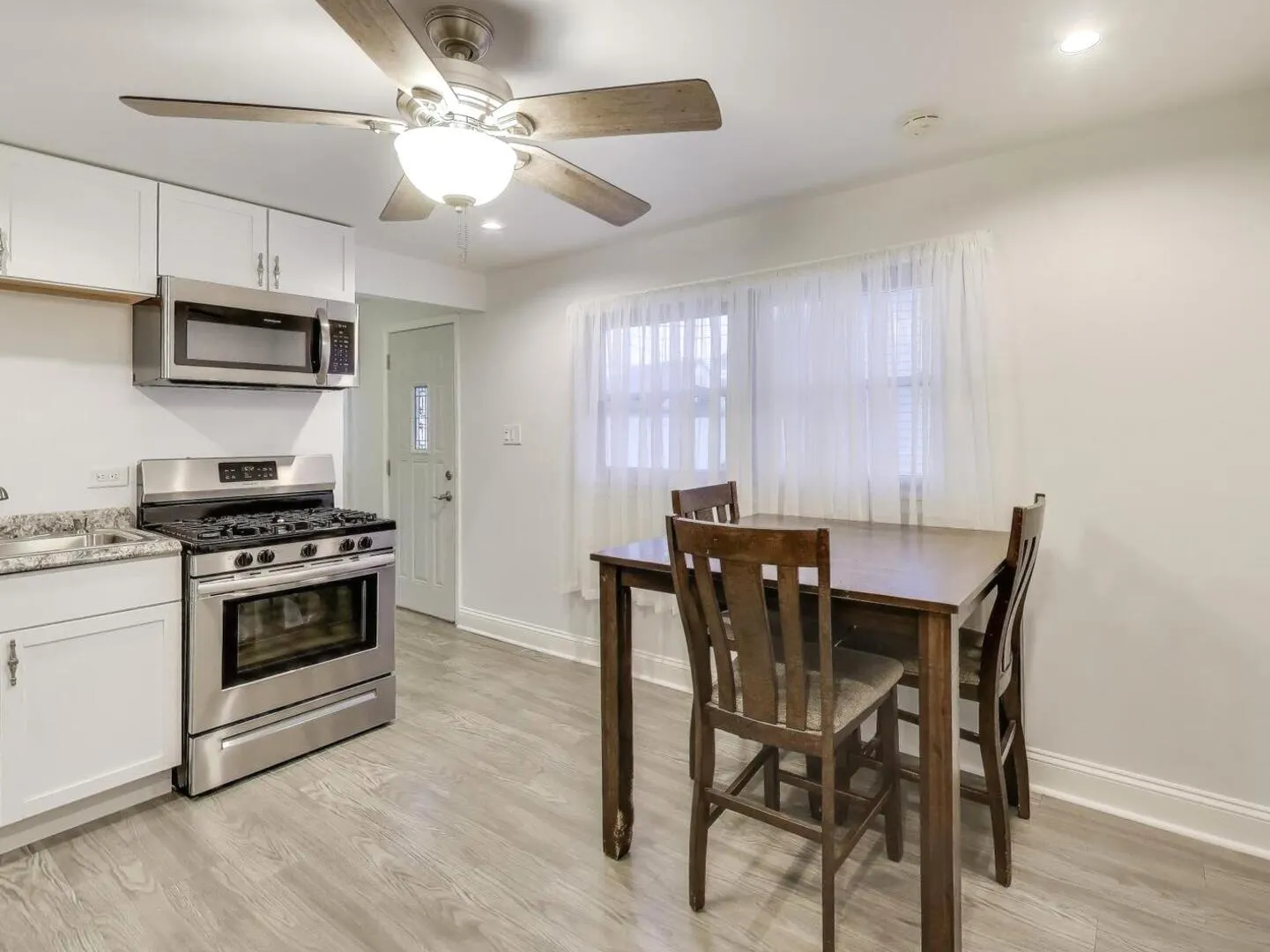 13616 Short Drive IL