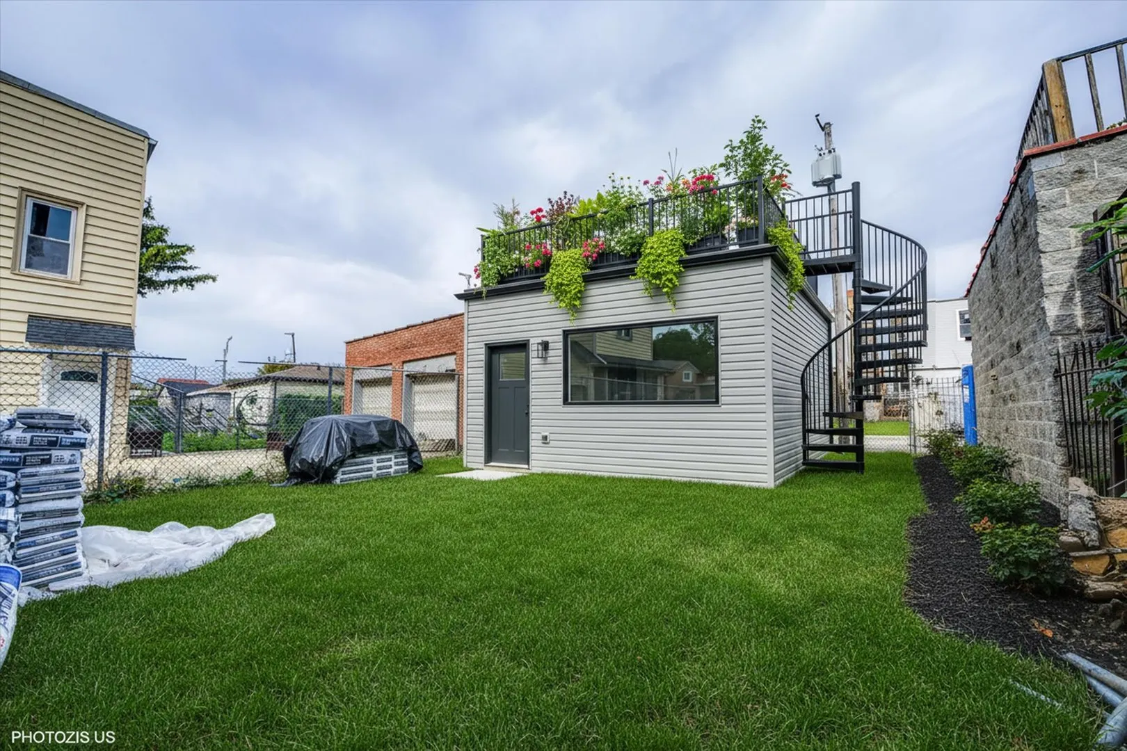 4420 W Montana Street IL