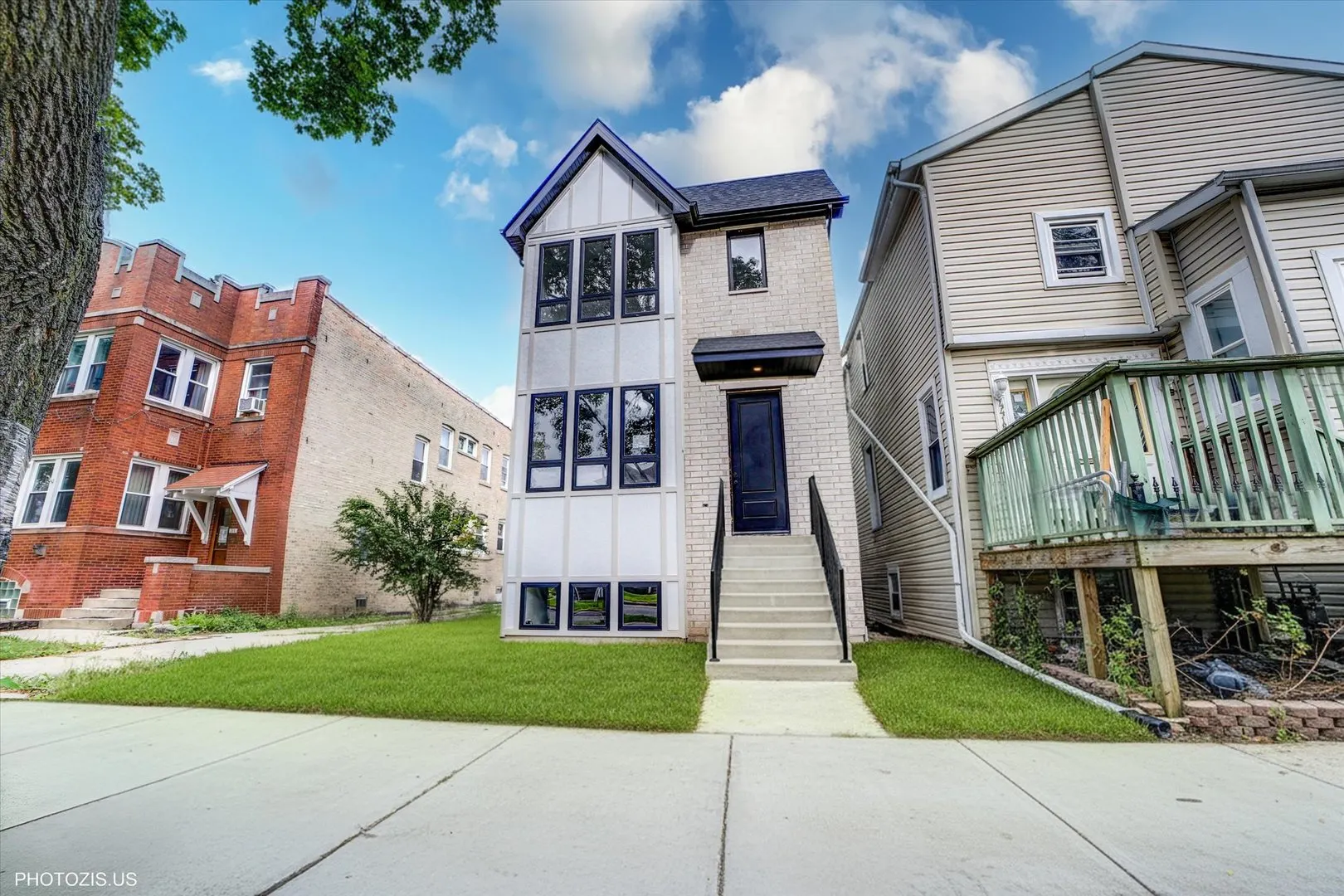 4420 W Montana Street IL