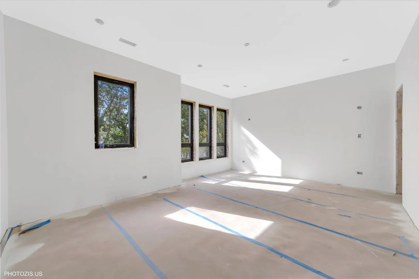 4420 W Montana Street IL
