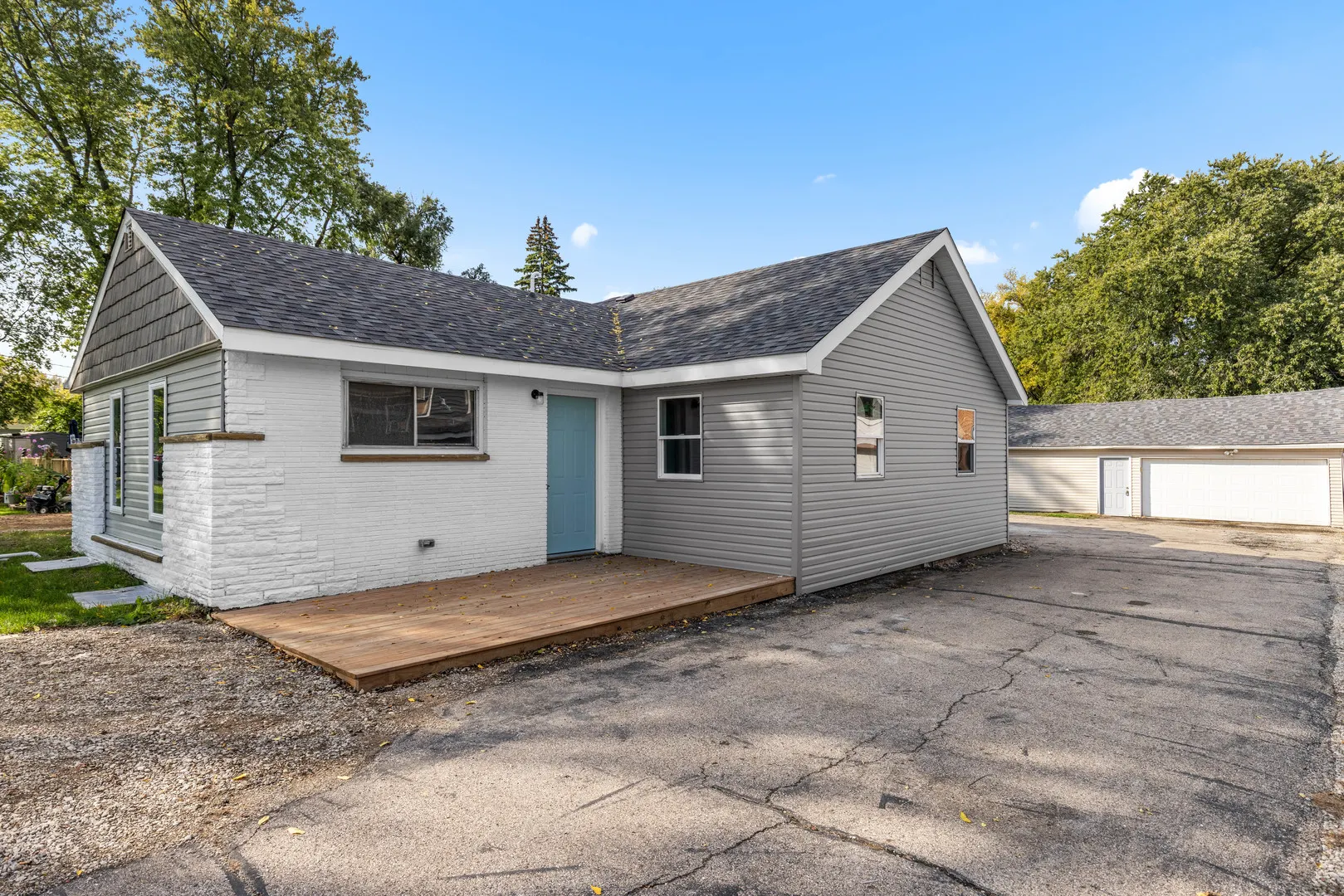 109 Raffel Road IL
