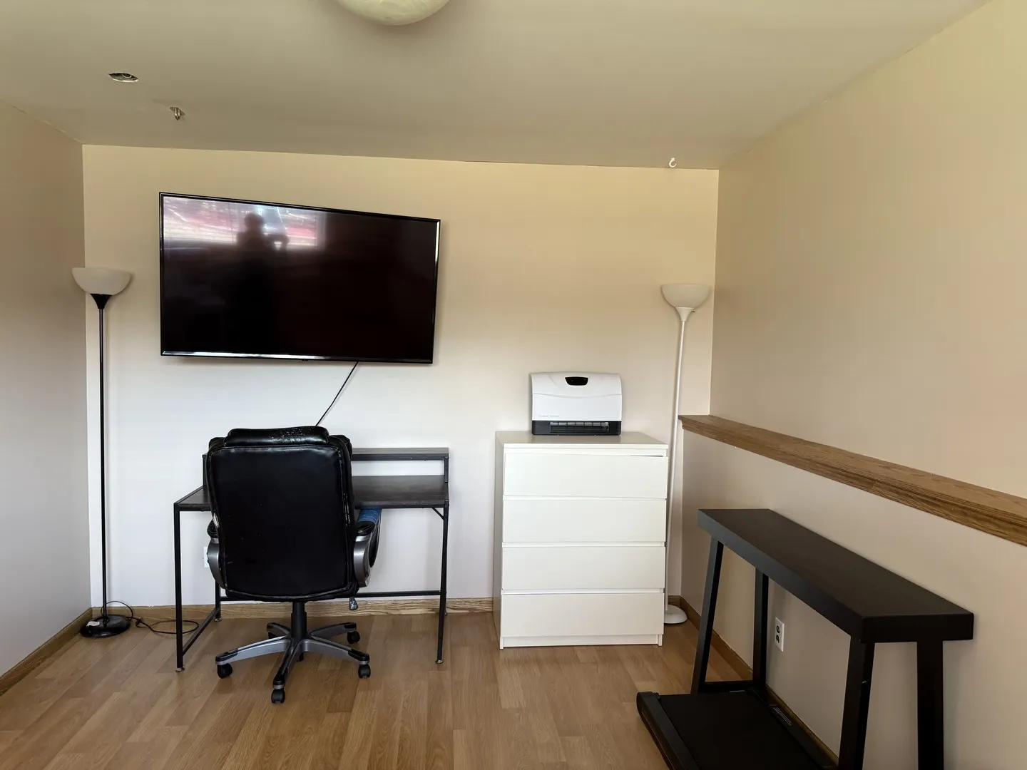 729 River Edge Circle IL