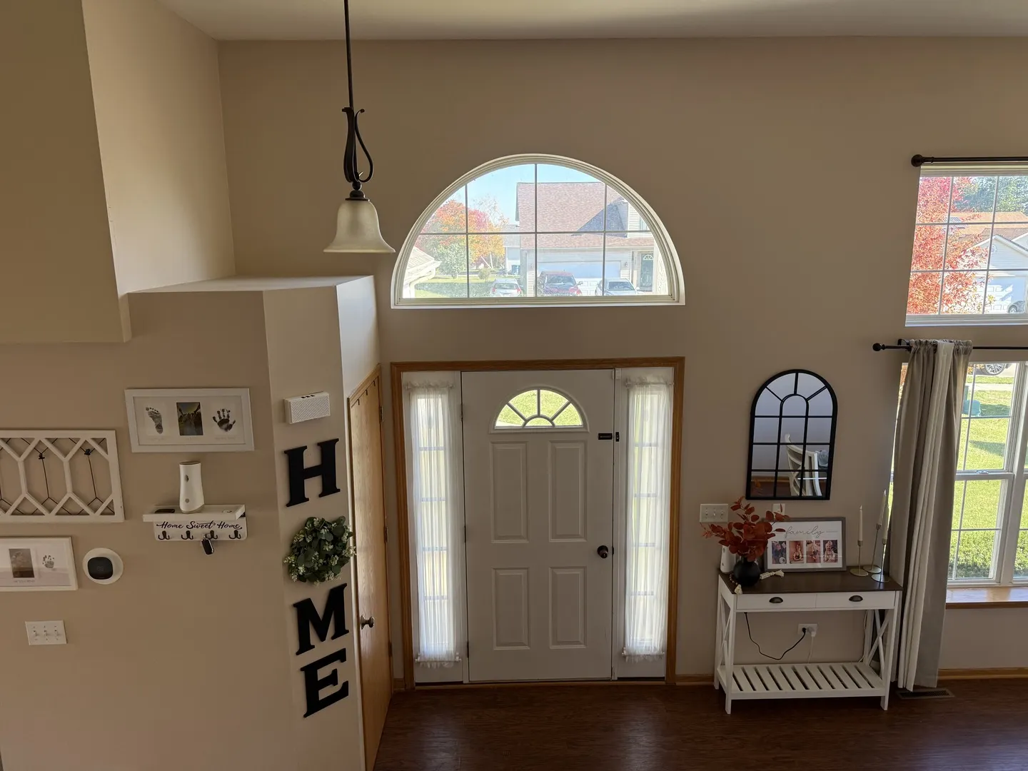 729 River Edge Circle IL