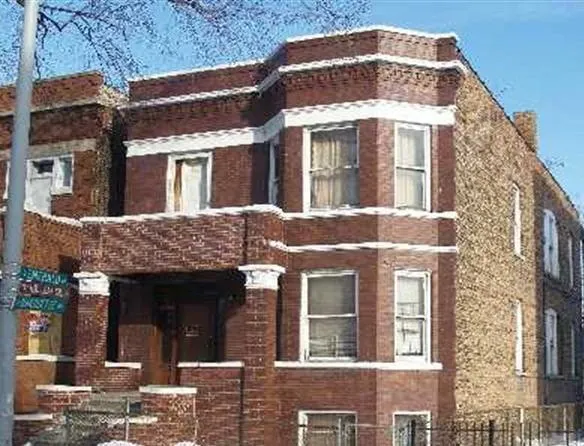 712 W Marquette Road IL