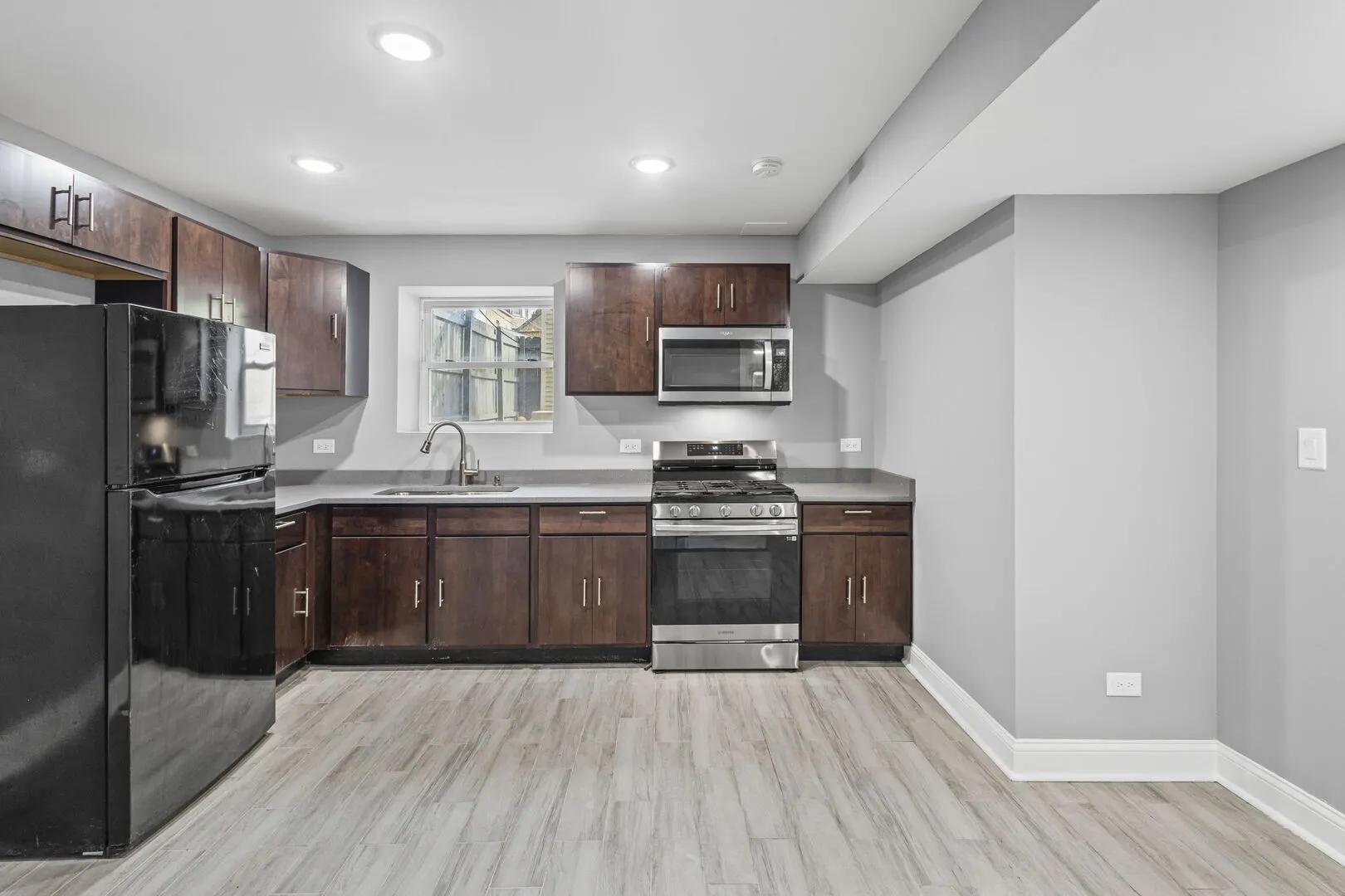 1841 S Kedzie Avenue G IL