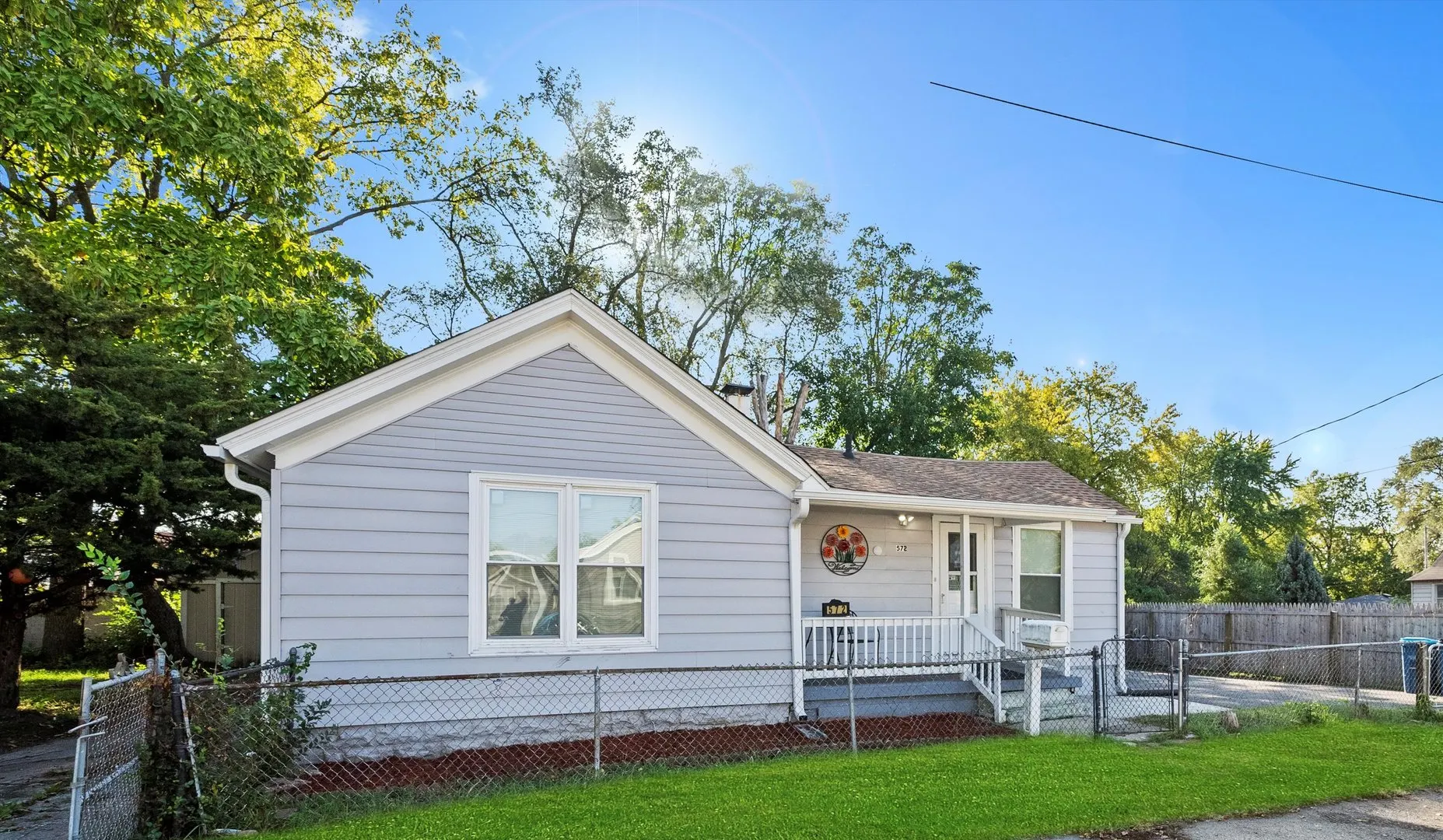 572 Middle Avenue IL