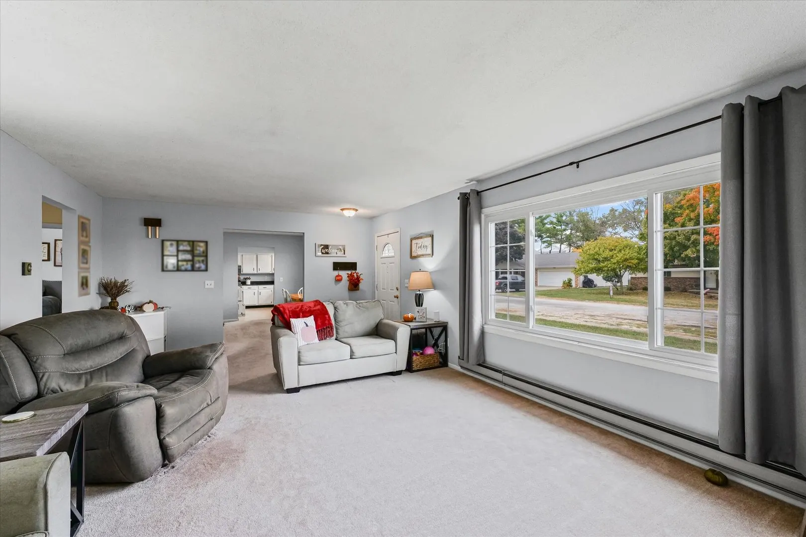 407 E Church Street IL