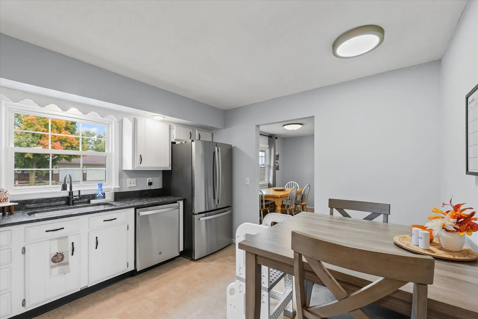 407 E Church Street IL