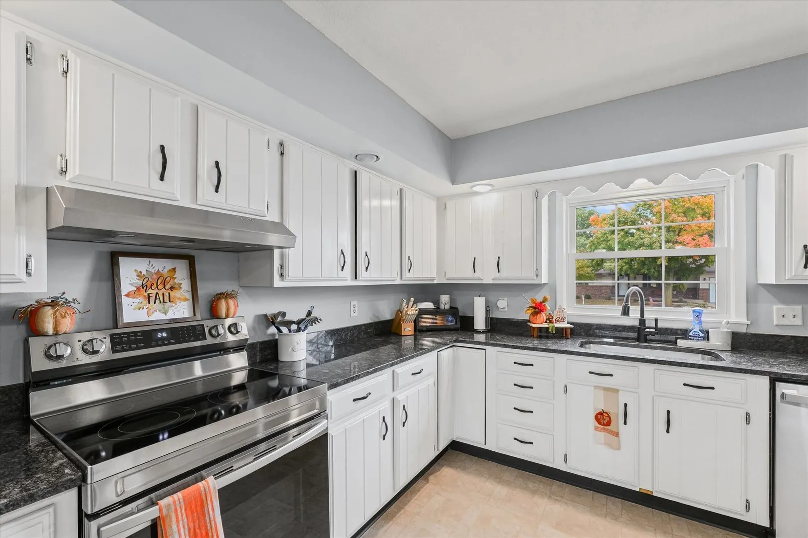 407 E Church Street IL
