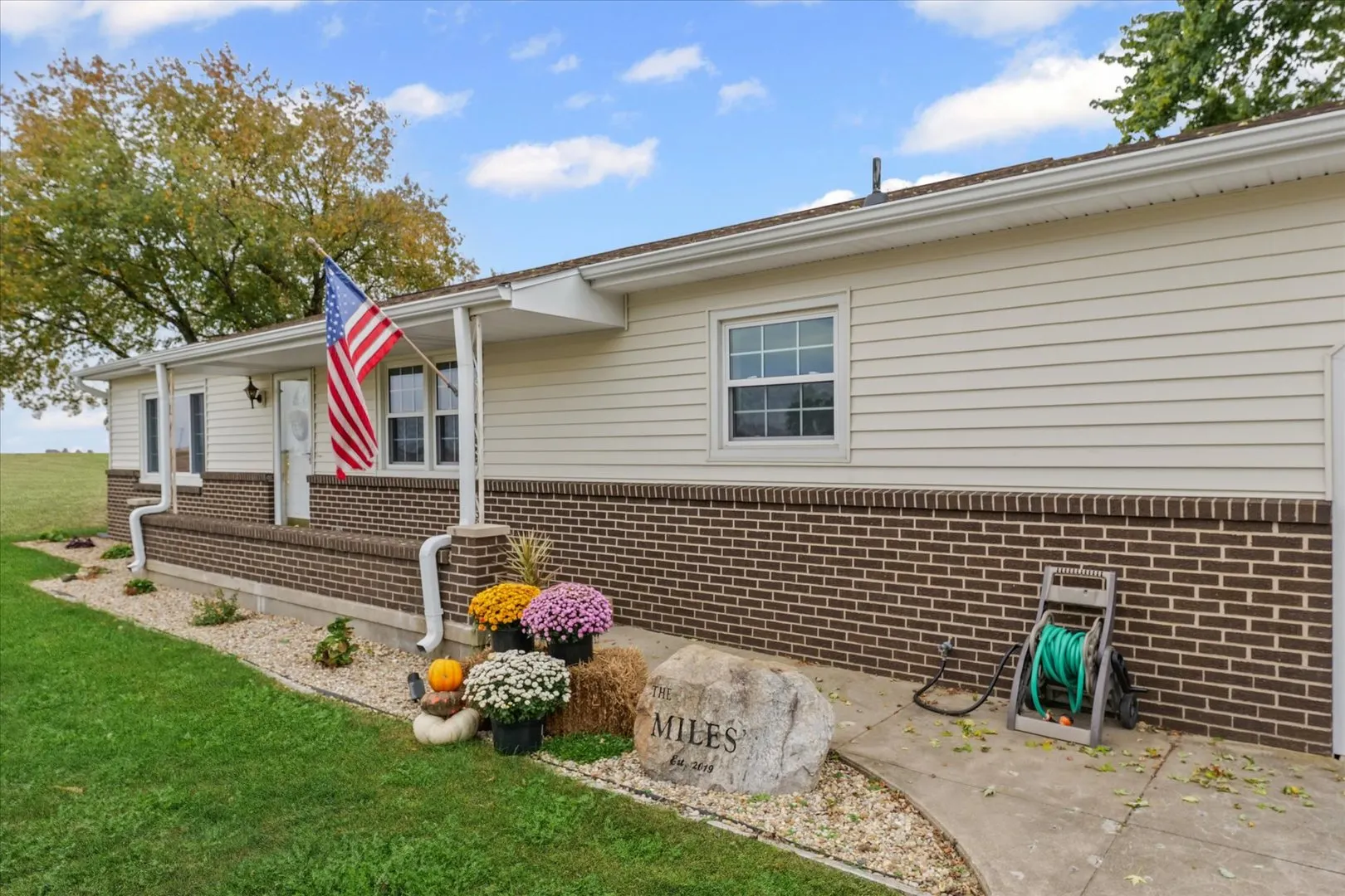 407 E Church Street IL