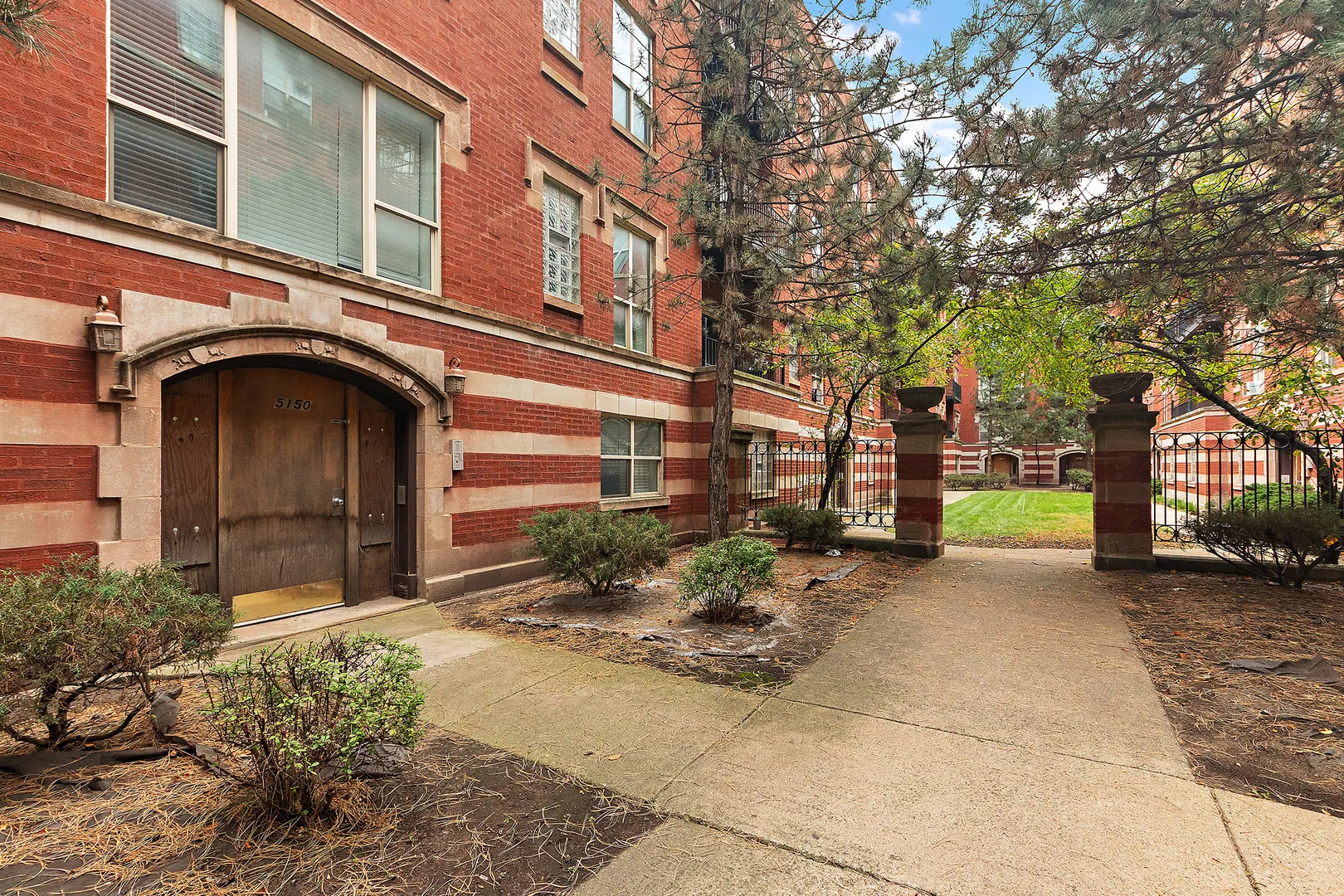 5150 S King Drive 2A IL