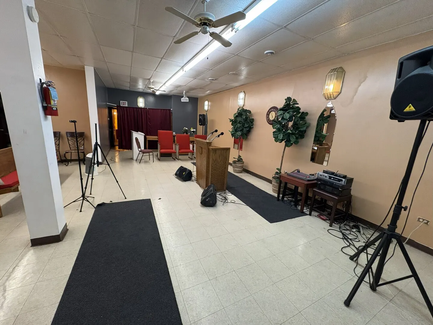 391 E Kensington Avenue IL