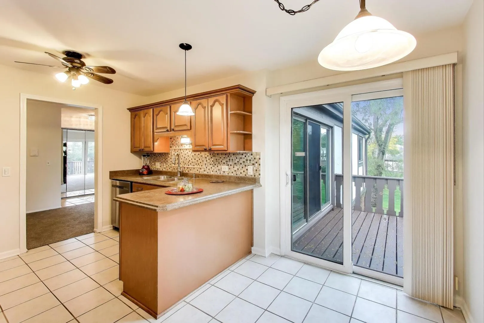 321 Woodbury Court D2 IL