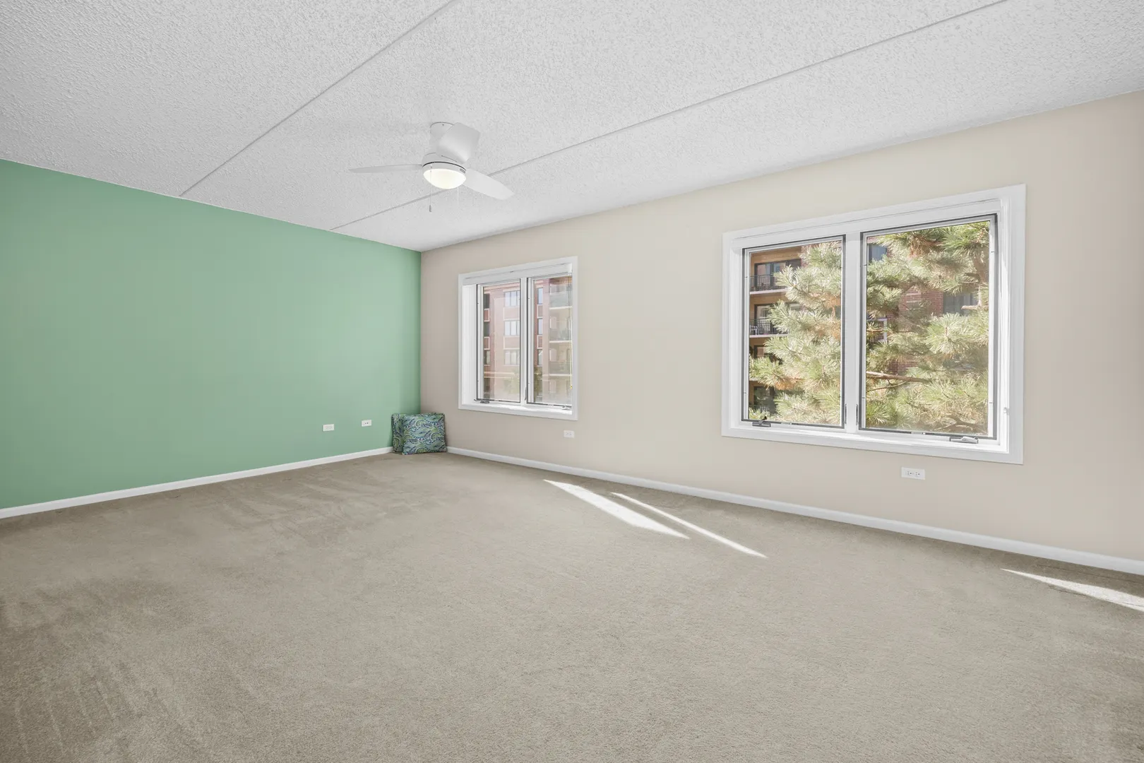 20 S MAIN Street 301 IL