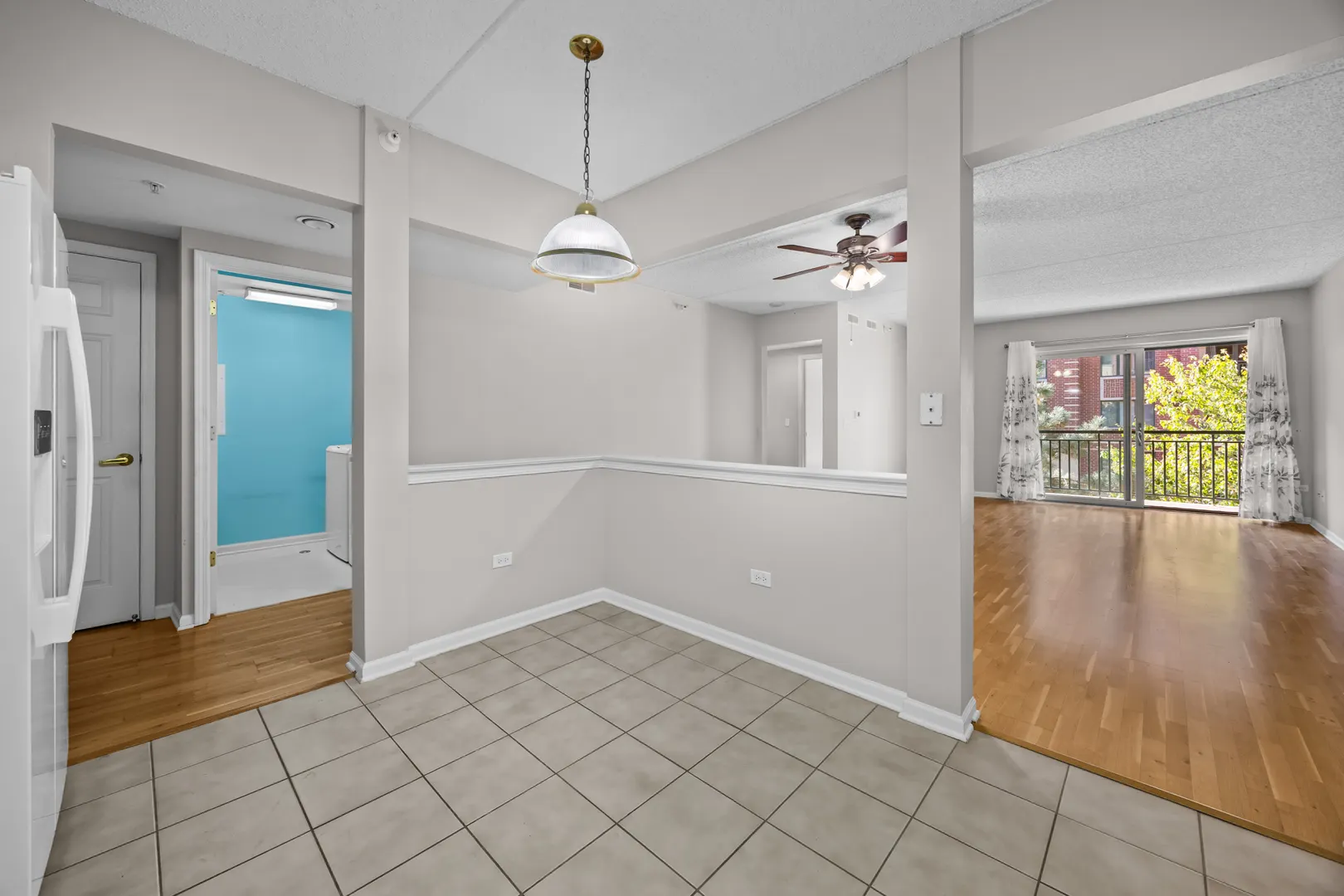 20 S MAIN Street 301 IL