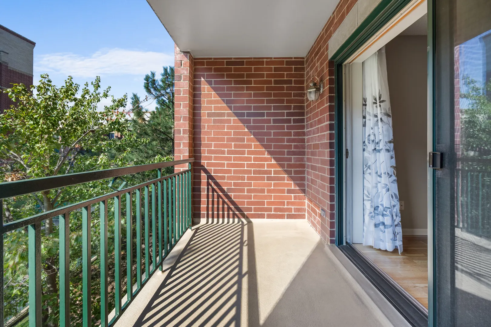 20 S MAIN Street 301 IL