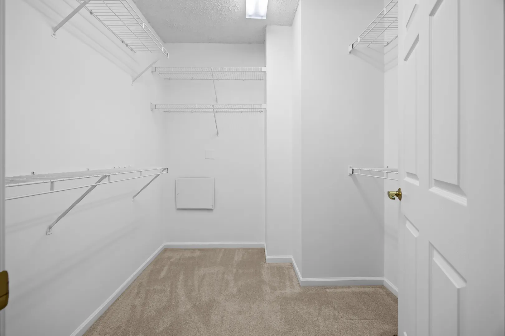 20 S MAIN Street 301 IL