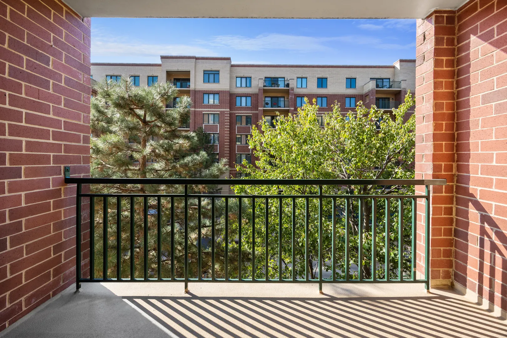 20 S MAIN Street 301 IL