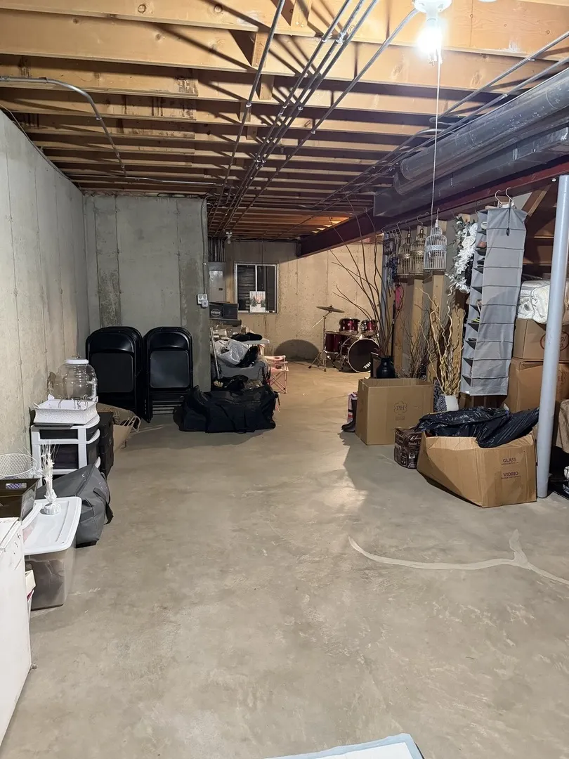 25640 Mohawk Lane IL