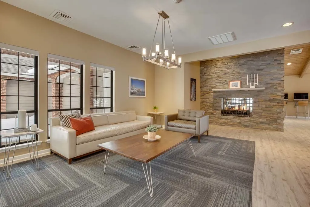 108 MacArthur Drive 4822 IL