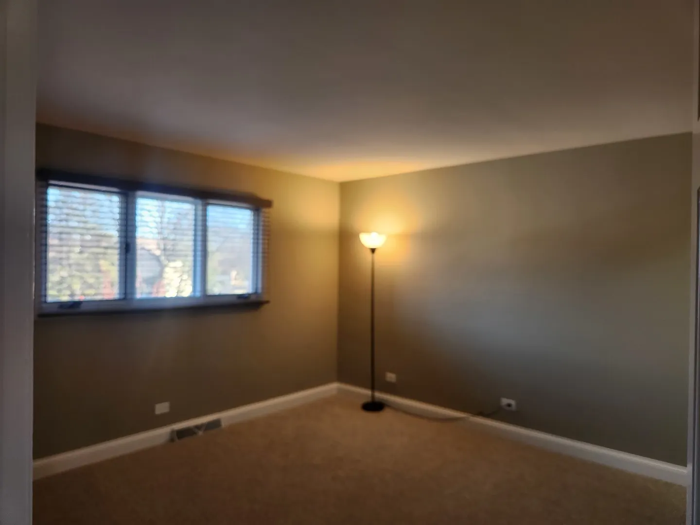 1835 Golf View Drive IL