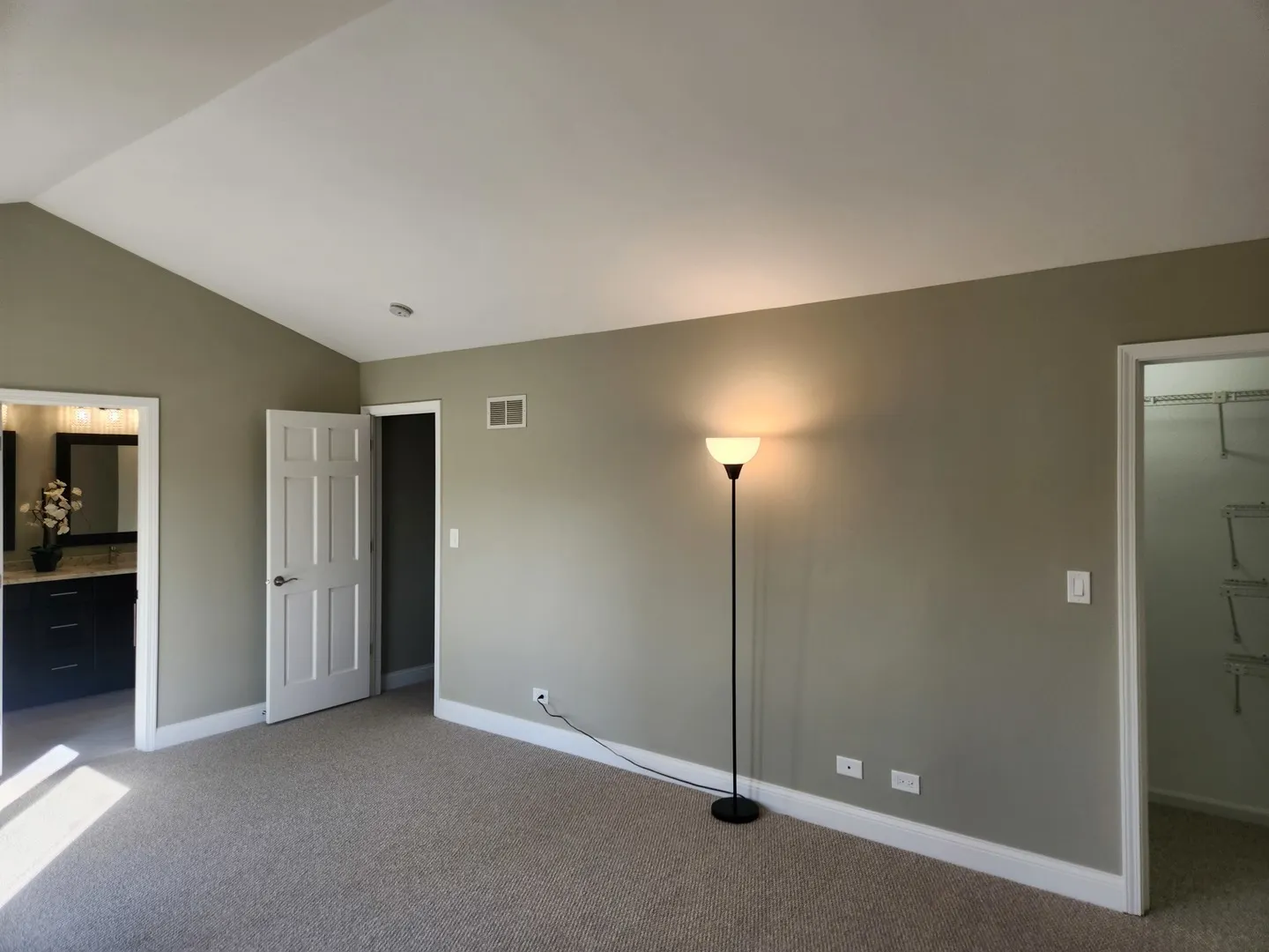 1835 Golf View Drive IL