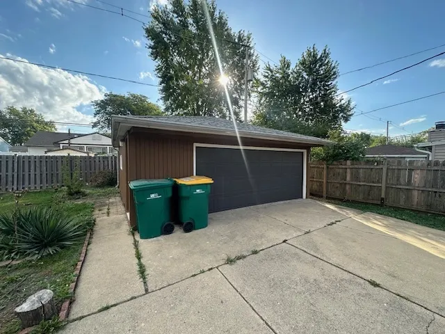 735 Geneva Avenue IL