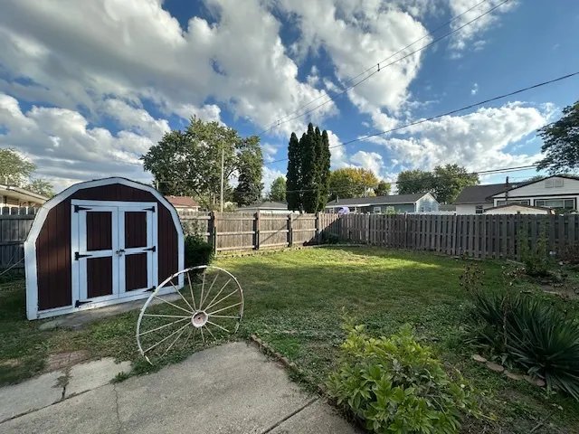 735 Geneva Avenue IL