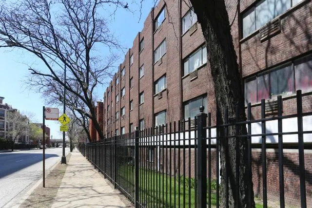 1040 W HOLLYWOOD Avenue 320 IL