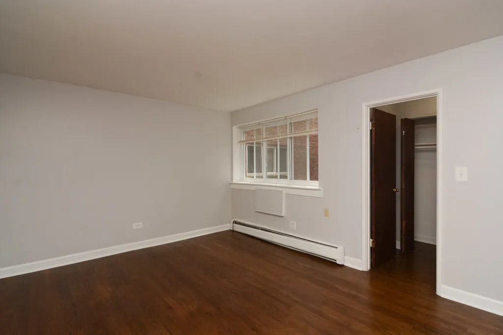1040 W HOLLYWOOD Avenue 320 IL