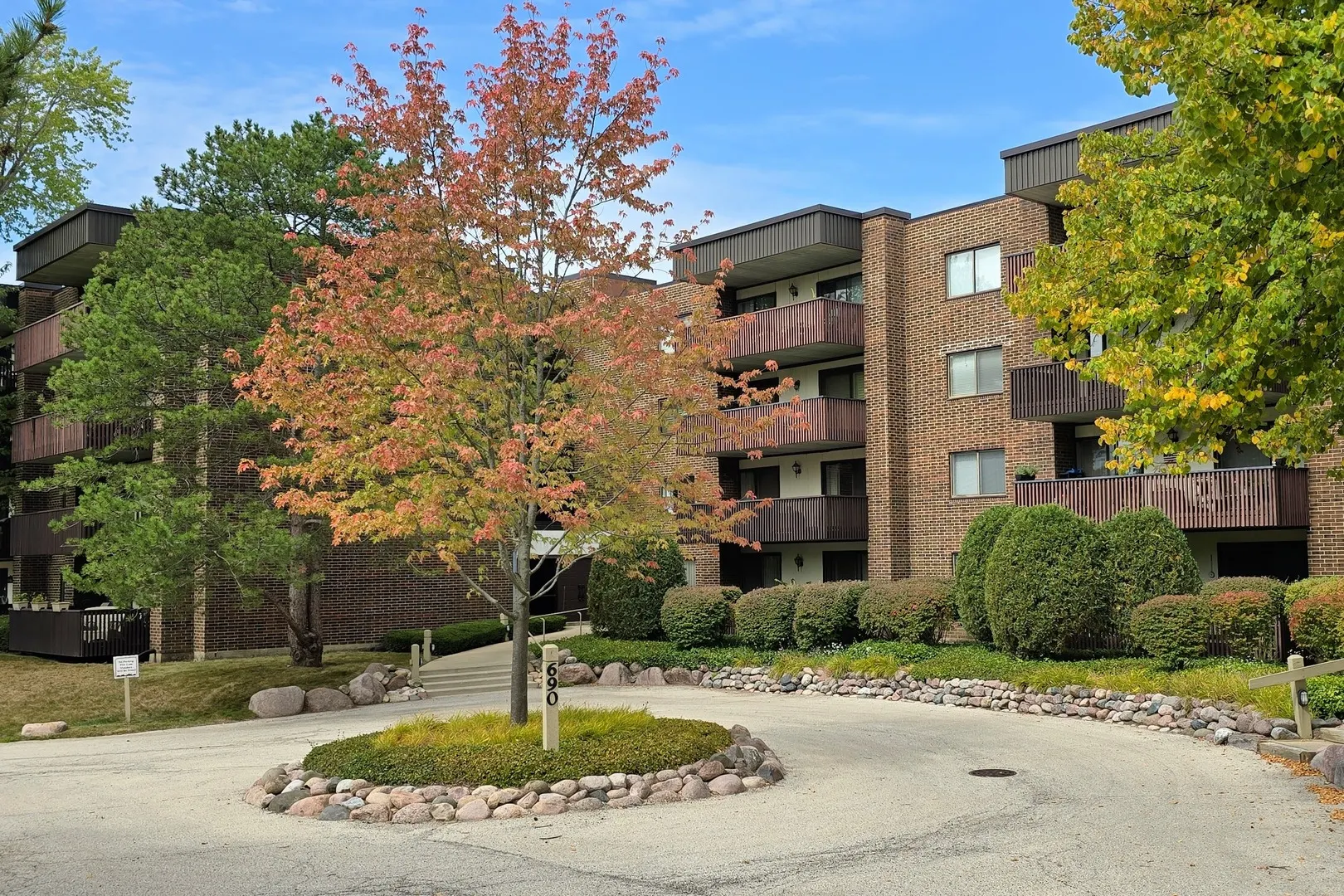 690 Chandler Road 207 IL