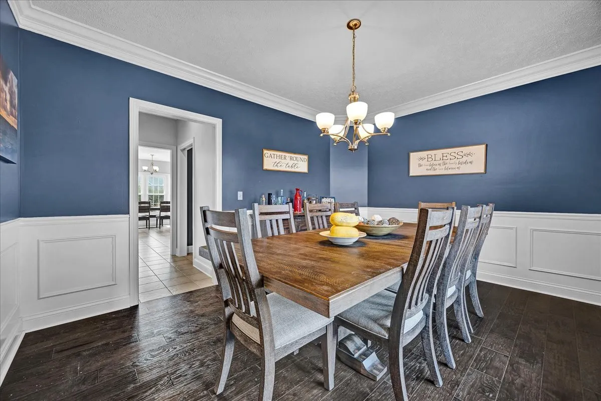 1001 Mugho Court IL