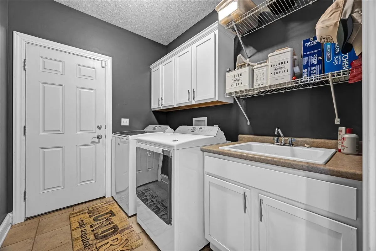 1001 Mugho Court IL