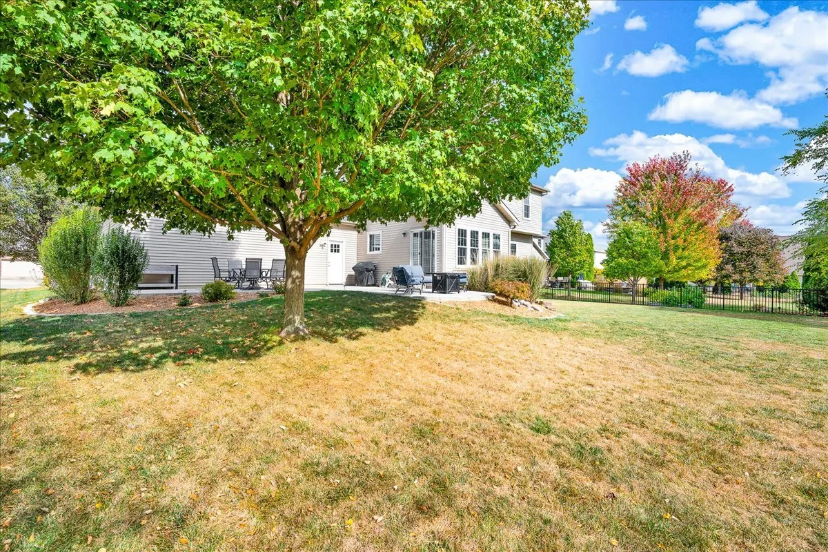 1001 Mugho Court IL