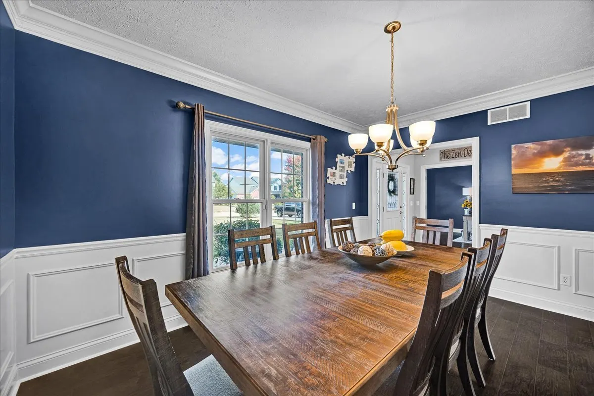 1001 Mugho Court IL