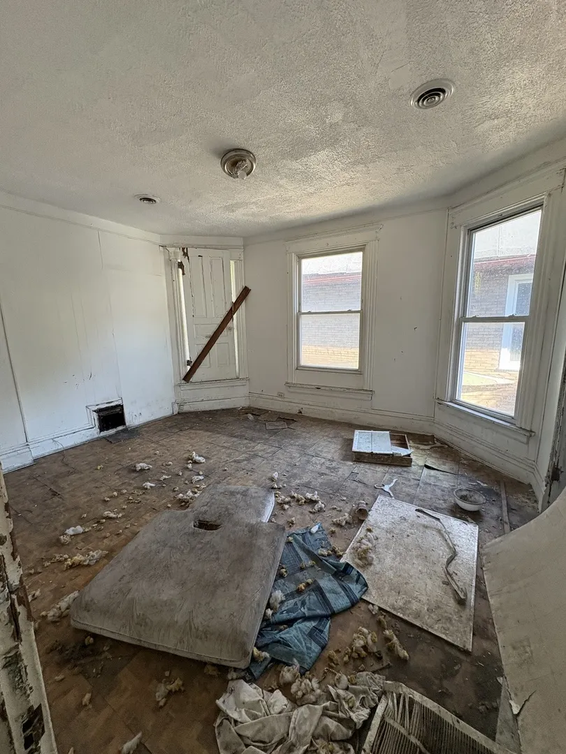 318 W 75th Street IL