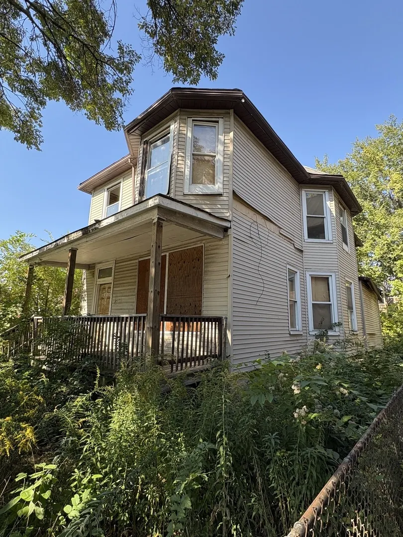 318 W 75th Street IL