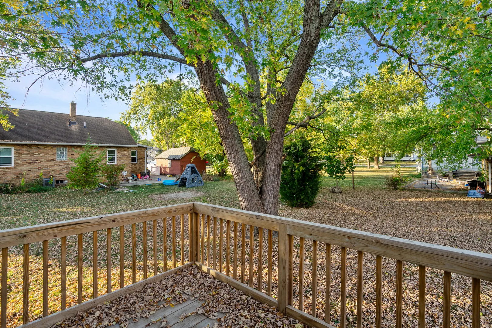 598 Illinois Street IL