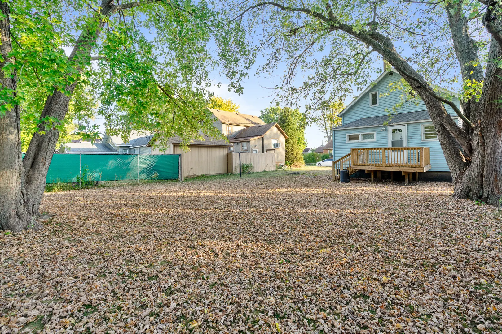 598 Illinois Street IL