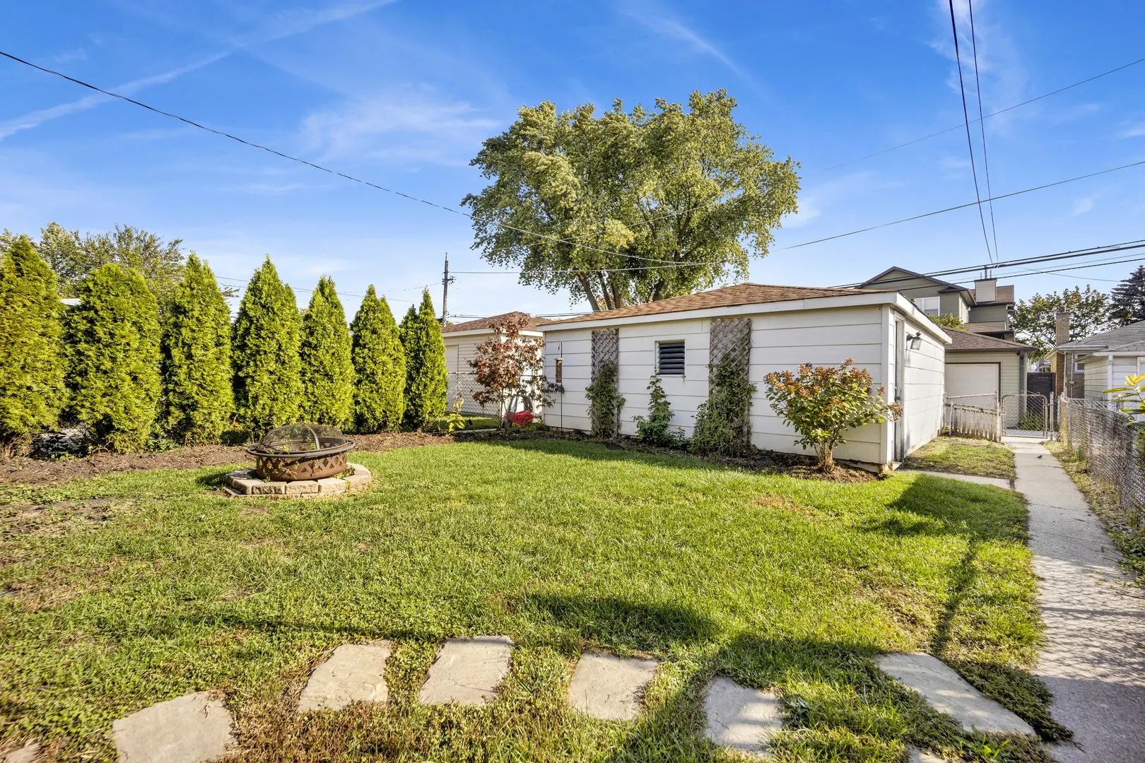 4433 N Narragansett Avenue IL