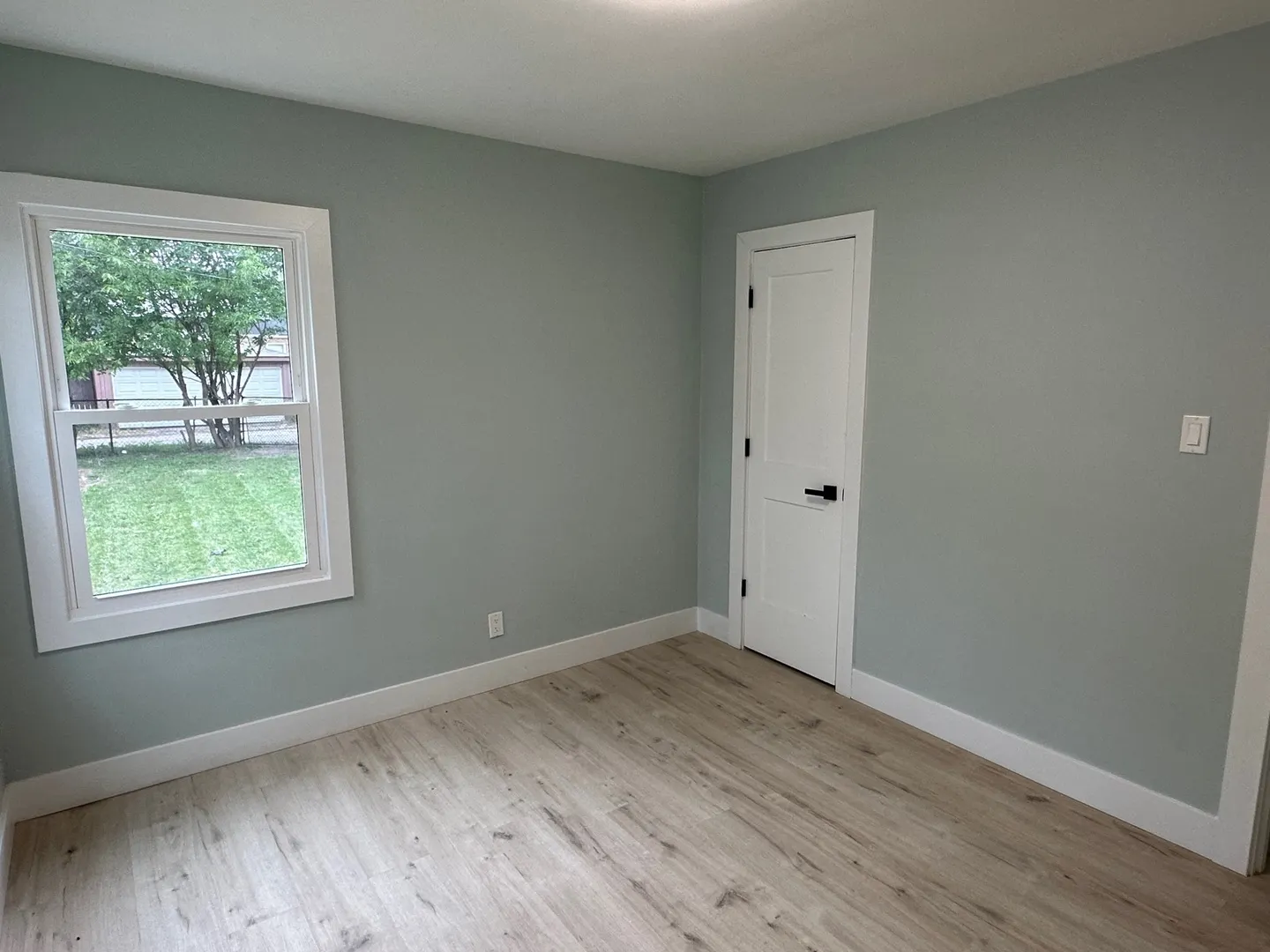 1562 KENILWORTH Drive IL