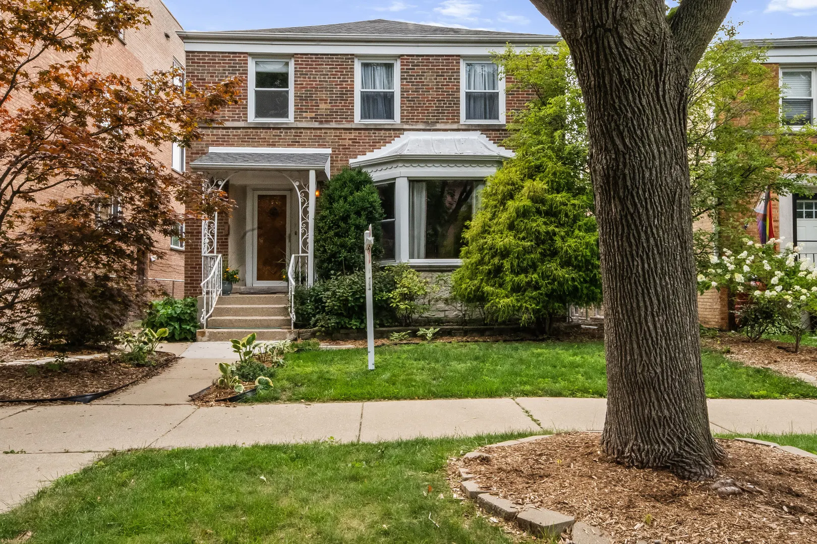 5706 N Mozart Street IL