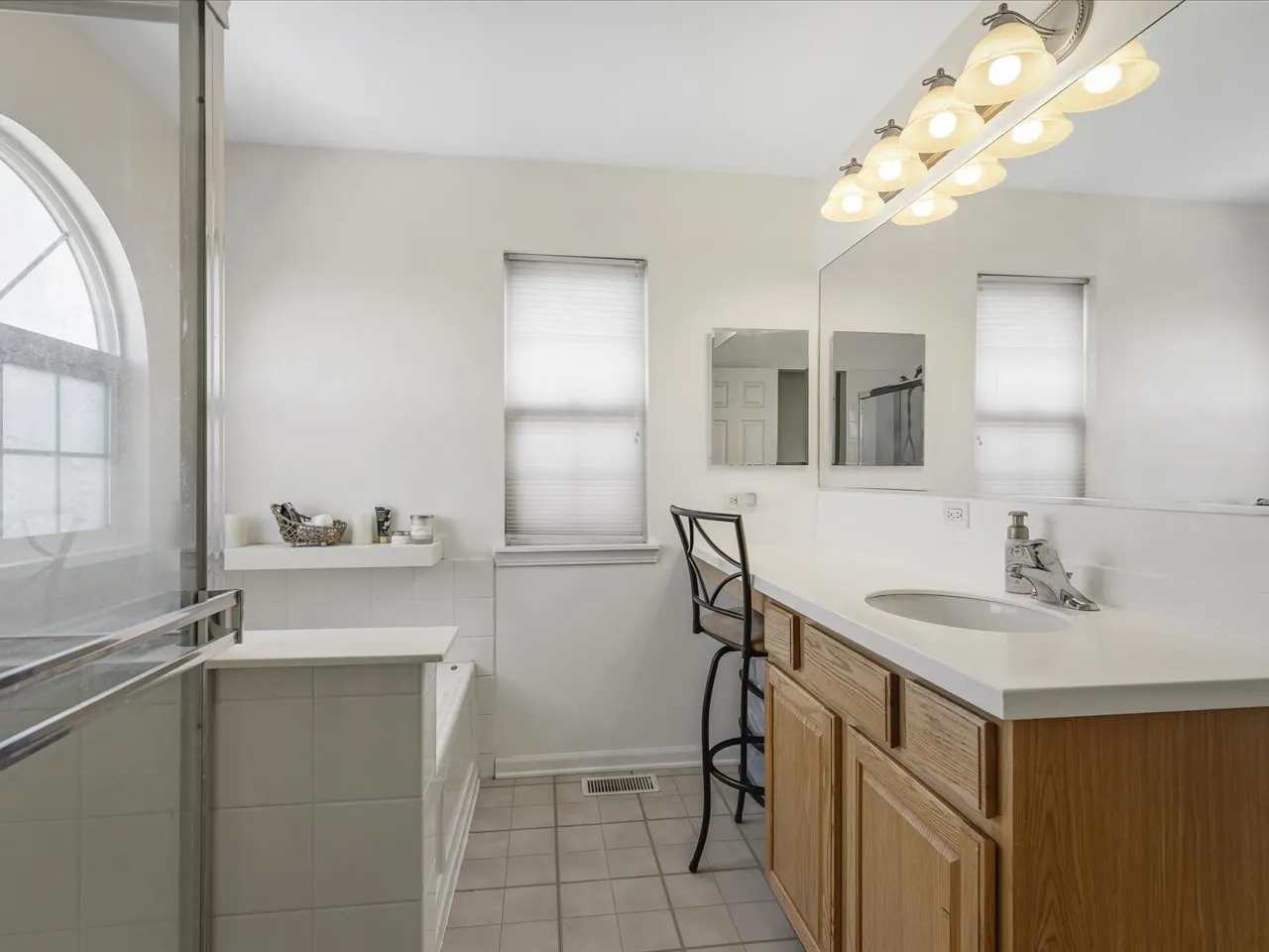 213 Fieldstone Drive IL
