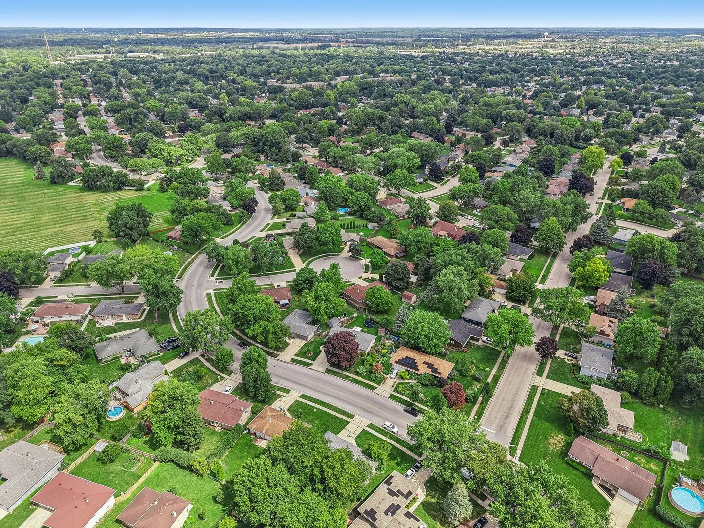 698 Hiawatha Drive IL