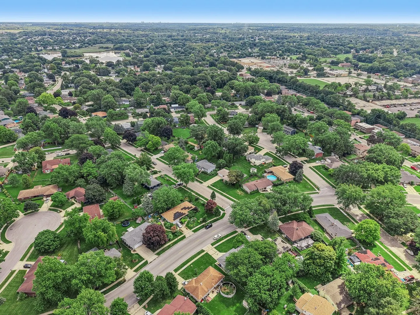 698 Hiawatha Drive IL