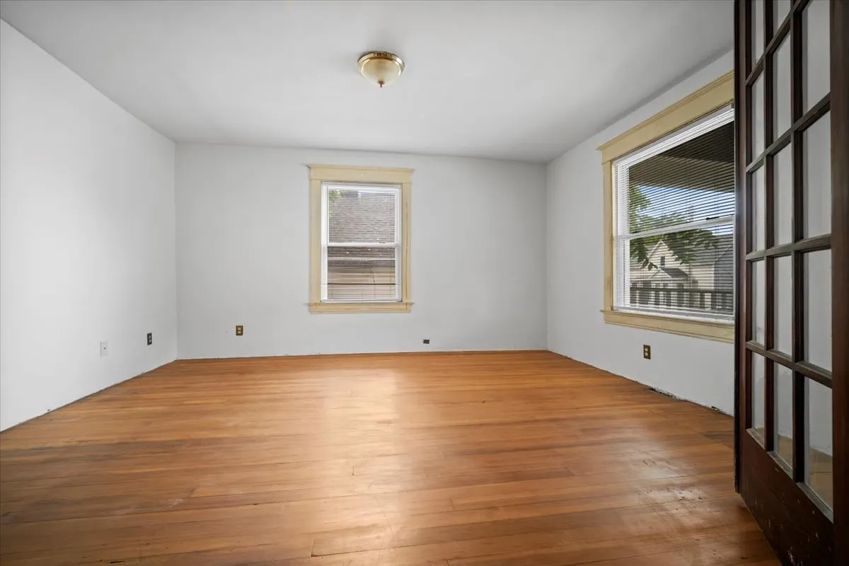 710 W Jefferson Street IL