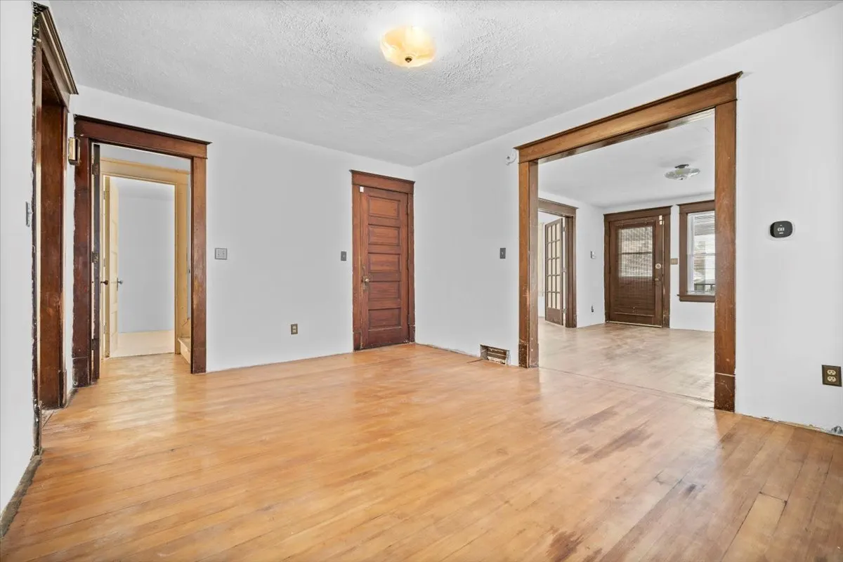710 W Jefferson Street IL