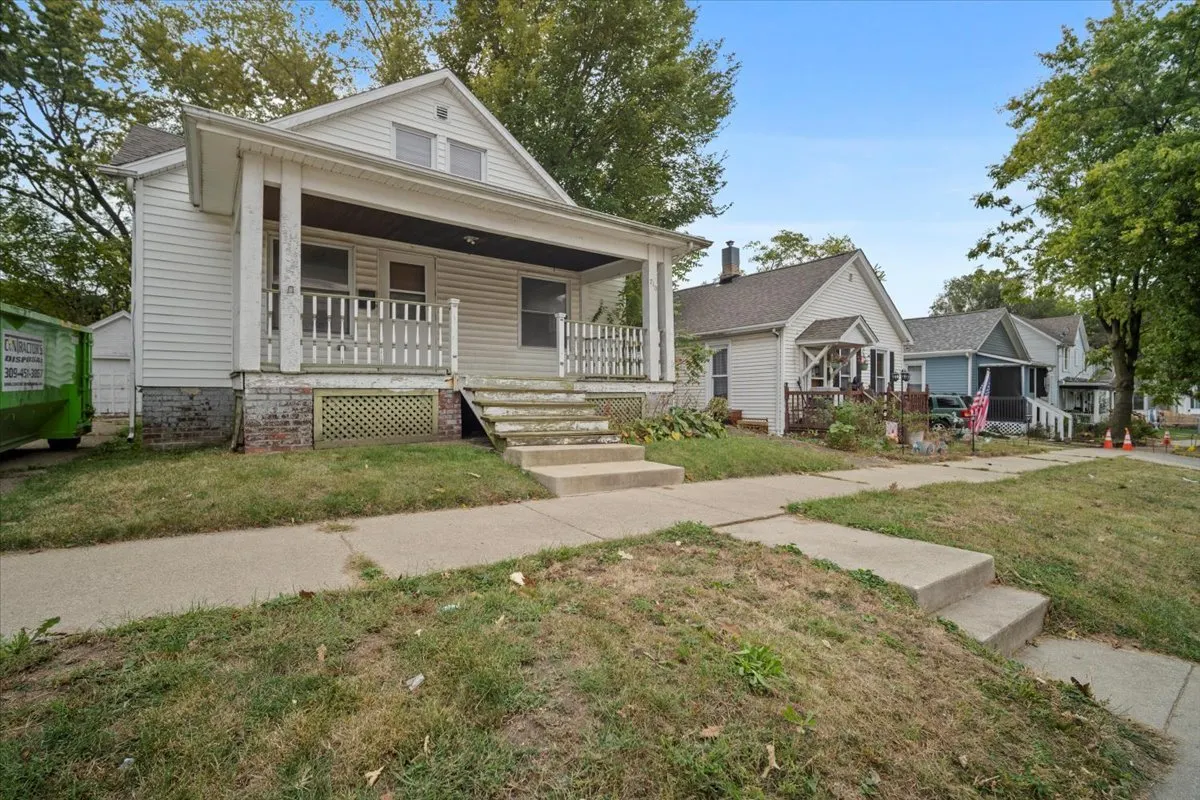710 W Jefferson Street IL