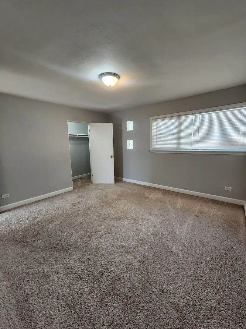 1336 Wentworth Avenue 1-2 IL