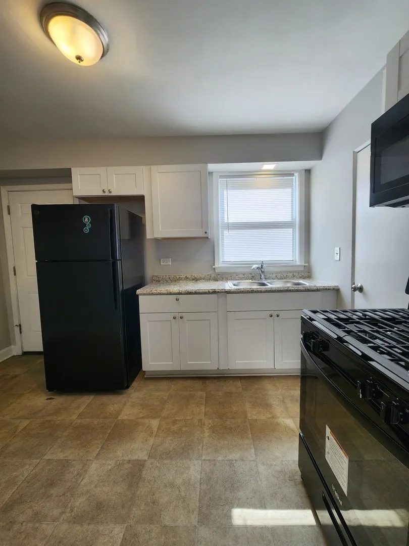 1336 Wentworth Avenue 1-2 IL